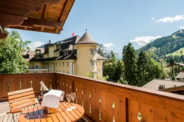 Le Grand Bellevue Hotel Gstaad Chalet Balcony View