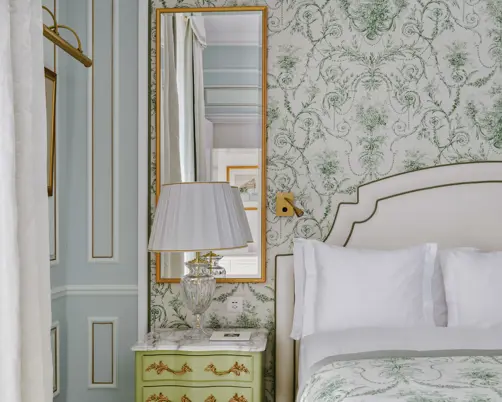 Swiss Deluxe Hotels Summer Magazine 2024 Suite Talk Beaurivagepalacelausanne Suiteriviera 123 Chambre03 HD RGB
