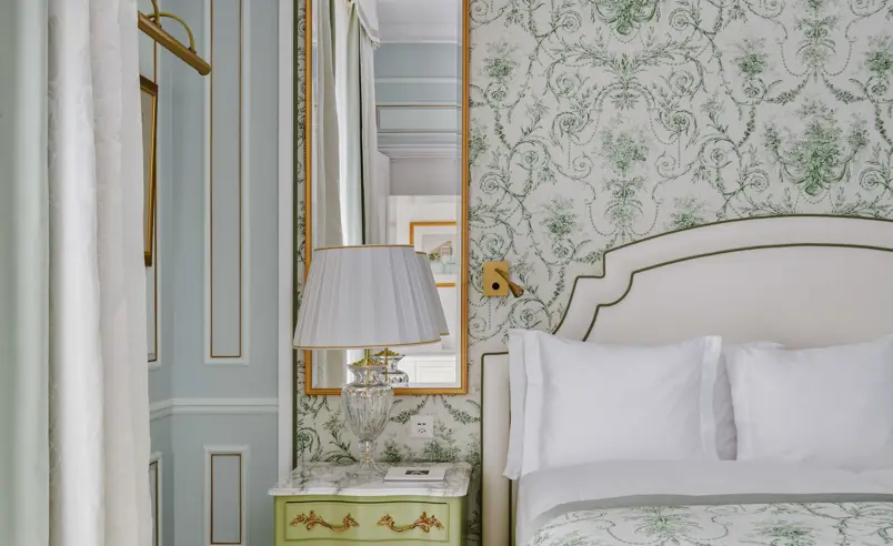 Swiss Deluxe Hotels Summer Magazine 2024 Suite Talk Beaurivagepalacelausanne Suiteriviera 123 Chambre03 HD RGB