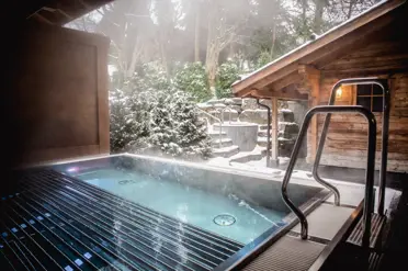 Le Grand Bellevue Hotel Gstaad Outdoor Pool
