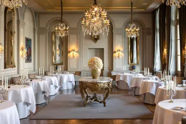 Swiss Deluxe Hotels Gran Hotel Les Trois Rois 10 Cheval Blanc By Peter Knogl 72 (1)