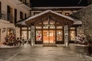Riffelalp Resort Hotel Zermatt Entrance Of Resort