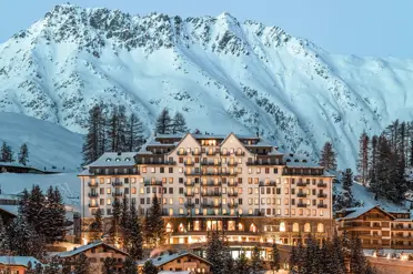 Swiss Deluxe Hotels 23 Outside View Carlton Hotel St. Moritz